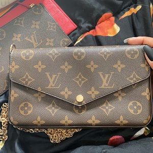 Wallet on chain with two inserts with Box